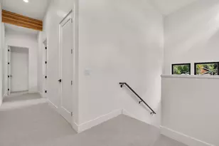 26 NW McCann Ave, Bend, OR 97703 - Photo 13