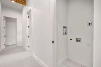 26 NW McCann Avenue #UNIT 4, Bend, OR 97703 - Photo 15