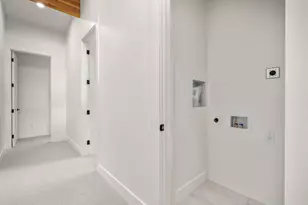 26 NW McCann Ave, Bend, OR 97703 - Photo 15