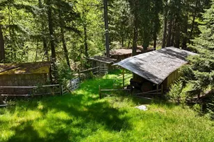 2128 Starveout Creek Rd, Azalea, OR 97410 - Photo 23