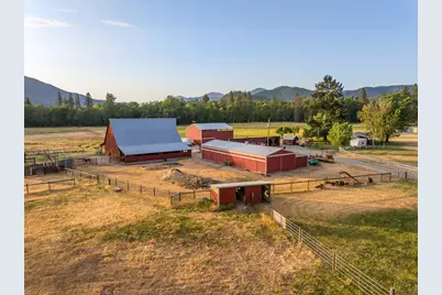 701 Messinger Road, Grants Pass, OR 97527 - Photo 51