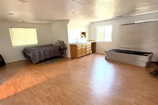 2631 Delta Waters Rd, Medford, OR 97504 - Photo 29