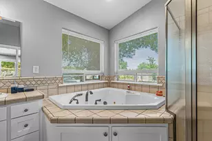 2631 Delta Waters Rd, Medford, OR 97504 - Photo 17