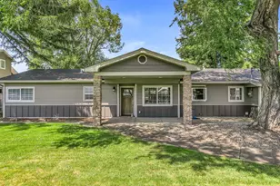 2631 Delta Waters Rd, Medford, OR 97504 - Photo 5