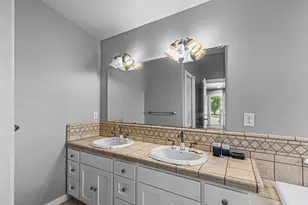 2631 Delta Waters Rd, Medford, OR 97504 - Photo 19