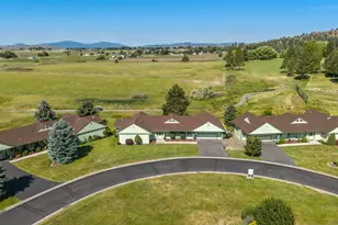 3414 Shield Crest Dr Dr, Klamath Falls, OR 97603 - Photo 11