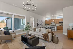 61213 NE Snow Owl St, Bend, OR 97701 - Photo 3