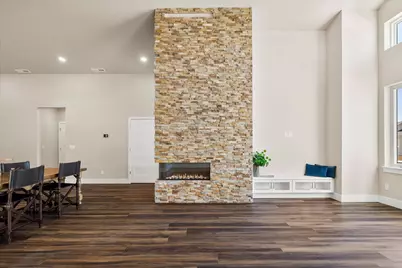 230 E Diamond Peak Avenue #32, Sisters, OR 97759 - Photo 9