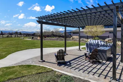 230 E Diamond Peak Avenue #32, Sisters, OR 97759 - Photo 51