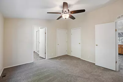 5648 Foothill Boulevard #31, Grants Pass, OR 97526 - Photo 17