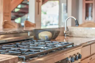 65930 Mariposa Ln, Bend, OR 97703 - Photo 21