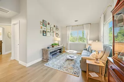 425 S 1st Street, Jacksonville, OR 97530 - Photo 31