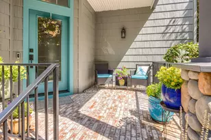 425 S 1st St, Jacksonville, OR 97530 - Photo 39