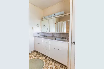 9452 Matney Way, Klamath Falls, OR 97603 - Photo 47