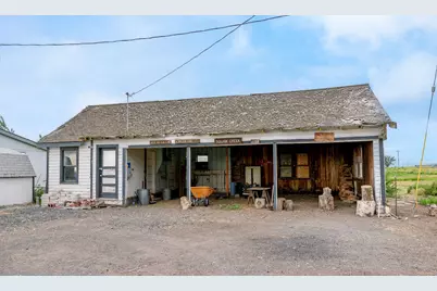 9452 Matney Way, Klamath Falls, OR 97603 - Photo 59