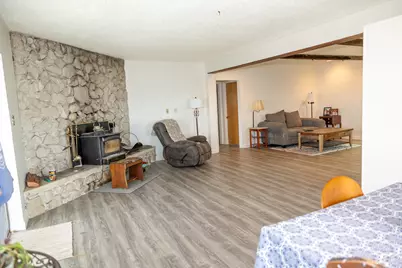 9452 Matney Way, Klamath Falls, OR 97603 - Photo 15