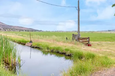 9452 Matney Way, Klamath Falls, OR 97603 - Photo 11