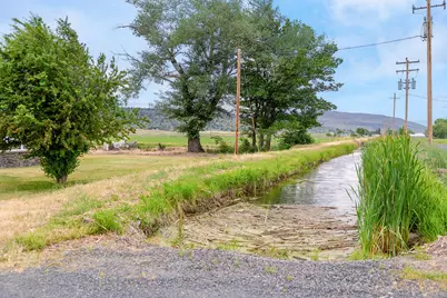 9452 Matney Way, Klamath Falls, OR 97603 - Photo 61