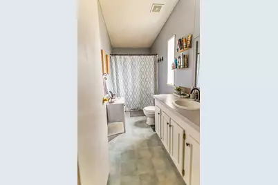 9452 Matney Way, Klamath Falls, OR 97603 - Photo 39