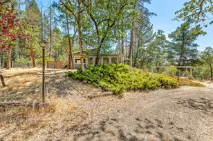 363 Kitty Dr, Eagle Point, OR 97524 - Photo 41
