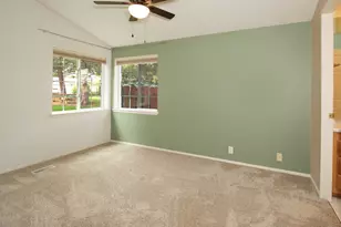 2567 NE Rosemary Dr, Bend, OR 97701 - Photo 9