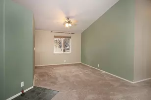 2567 NE Rosemary Dr, Bend, OR 97701 - Photo 5