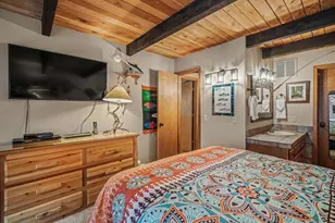 17693 Tennis Village Ct, Sunriver, OR 97707 - Photo 19