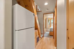 7979 Hyatt Prairie Rd, Ashland, OR 97520 - Photo 9