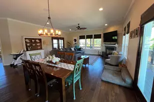 3351 SW Bennett Ln, Grants Pass, OR 97527 - Photo 11