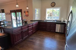 3351 SW Bennett Ln, Grants Pass, OR 97527 - Photo 7