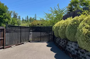 3351 SW Bennett Ln, Grants Pass, OR 97527 - Photo 45