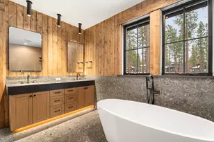 56393 Elk Run Dr, Bend, OR 97707 - Photo 25