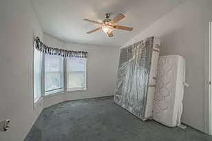 1374 W Linn Rd, Eagle Point, OR 97524 - Photo 19