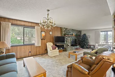 1625 Crow Road, Merlin, OR 97532 - Photo 5