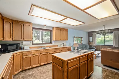 1625 Crow Road, Merlin, OR 97532 - Photo 9