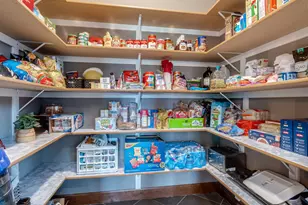 1926 SW 25th St, Redmond, OR 97756 - Photo 17