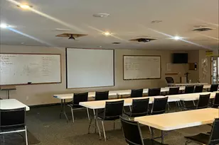 307 W Sisters Park Dr, Sisters, OR 97759 - Photo 11