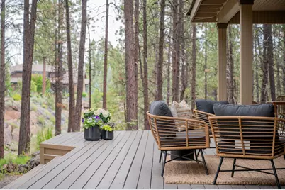 19375 Rim Lake Court, Bend, OR 97702 - Photo 15