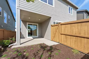 21145 NE Beall Dr, Bend, OR 97701 - Photo 33