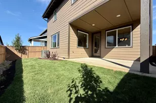 21412 SE Krakatoa Ct, Bend, OR 97702 - Photo 23
