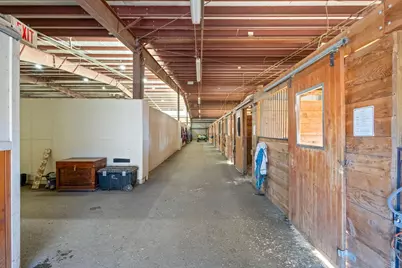 60360 Horse Butte Road, Bend, OR 97702 - Photo 43