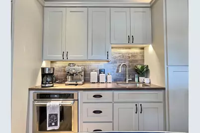 60360 Horse Butte Road, Bend, OR 97702 - Photo 17