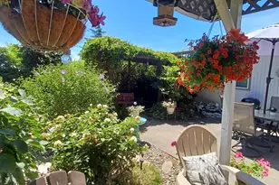 409 NE Royal Dr, Grants Pass, OR 97526 - Photo 13