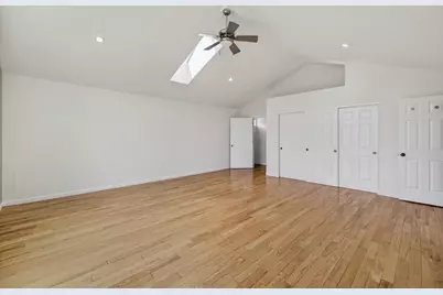 2044 NE Cradle Mountain Way, Bend, OR 97701 - Photo 31