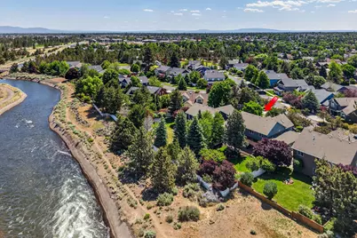 2044 NE Cradle Mountain Way, Bend, OR 97701 - Photo 45