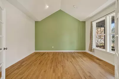 2044 NE Cradle Mountain Way, Bend, OR 97701 - Photo 3