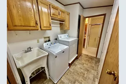 300 Winston Drive, Grants Pass, OR 97526 - Photo 13