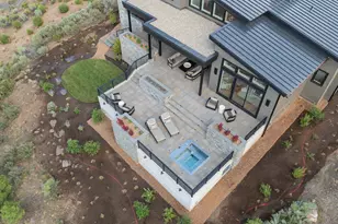 19260 Christopher Ct, Bend, OR 97702 - Photo 103
