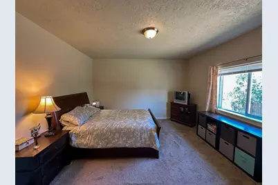 821 Quail Point Drive, Klamath Falls, OR 97601 - Photo 19