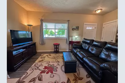 821 Quail Point Drive, Klamath Falls, OR 97601 - Photo 13